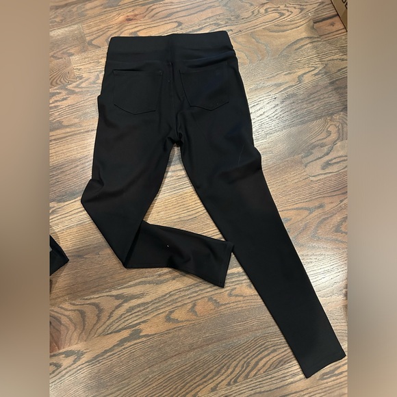 Seven7 Super Flex Pull-on Pants - Picture 5 of 5